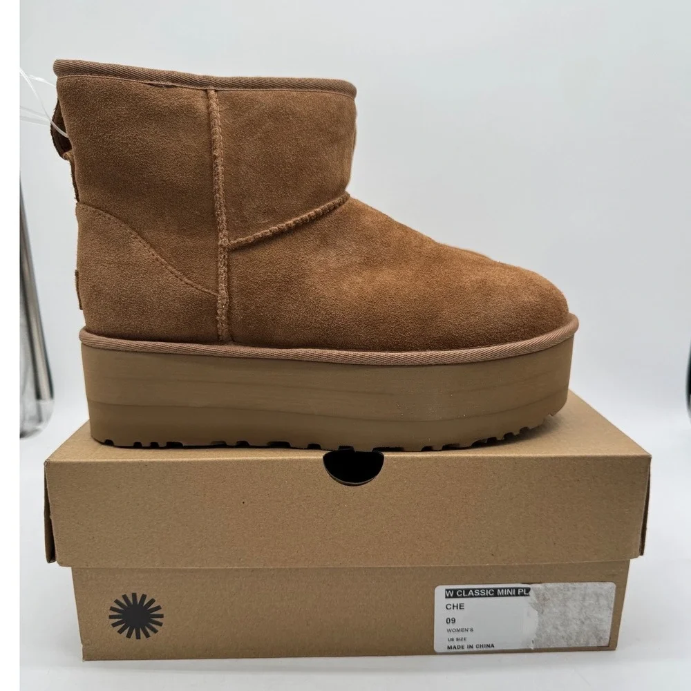 UGG‎ W Classic Mini Platform Chestnut Suede Shearling Lined Ankle Boots US 9